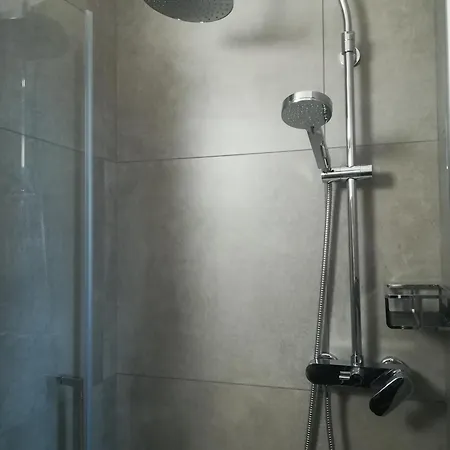 Ferluga לינה וארוחת בוקר